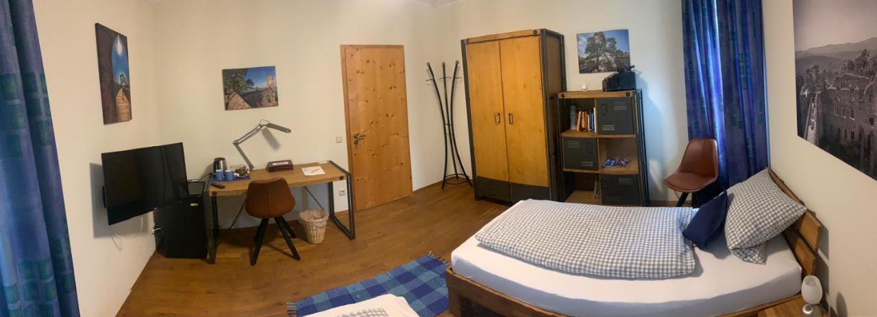 Doppelzimmer 本斯海姆 外观 照片